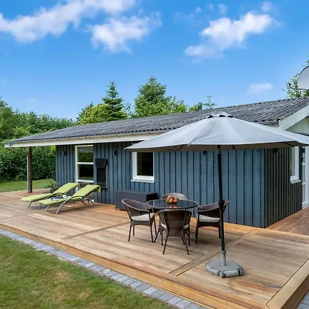 בית נופש Ellie - 500m From The Sea By Interhome *