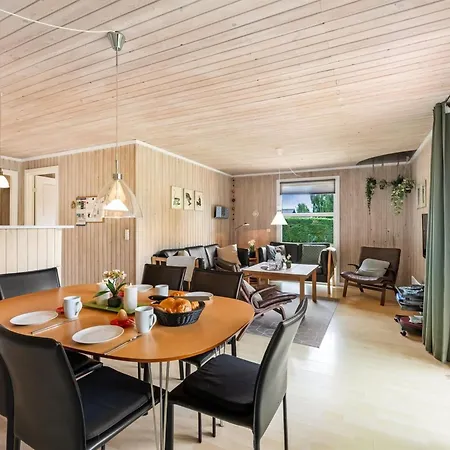 Ellie - 500m From The Sea By Interhome בית נופש *